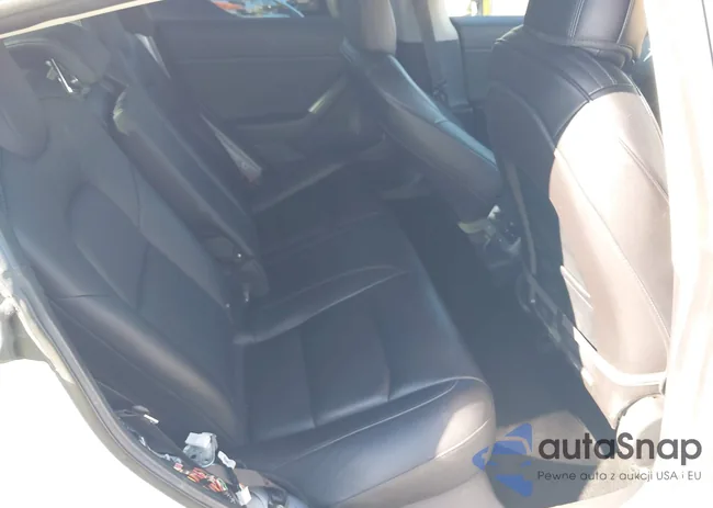 5YJ3E1EA5JF048053: 40868218