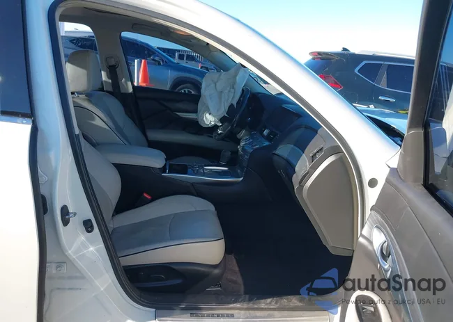 JN1BY1AP3HM741611: 40871300