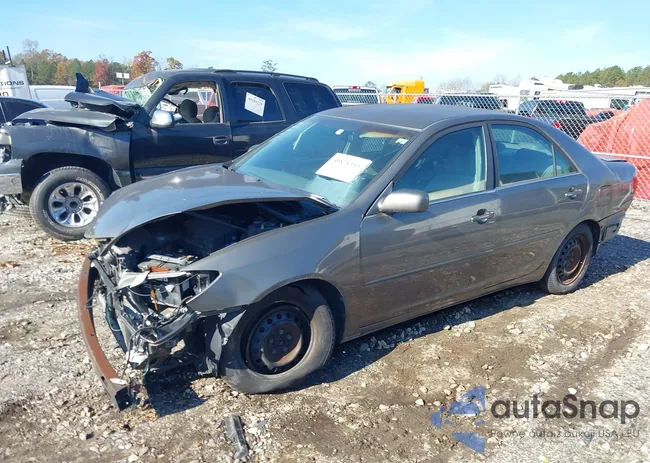 4T1BE32K05U563894: 40871355