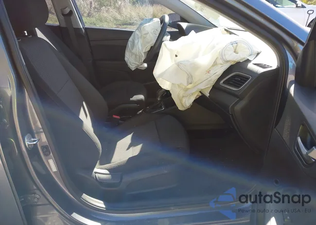 3KPC24A33KE073767: 40870694