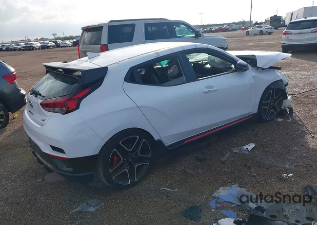 KMHT36AH8MU010295: 40870747