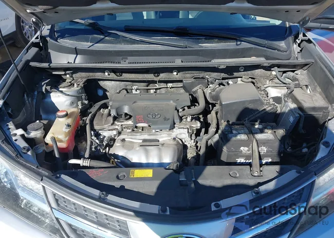 JTMZFREV3FD047443: 40871652