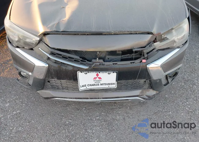 JA4AP4AW4JU018385: 40871687