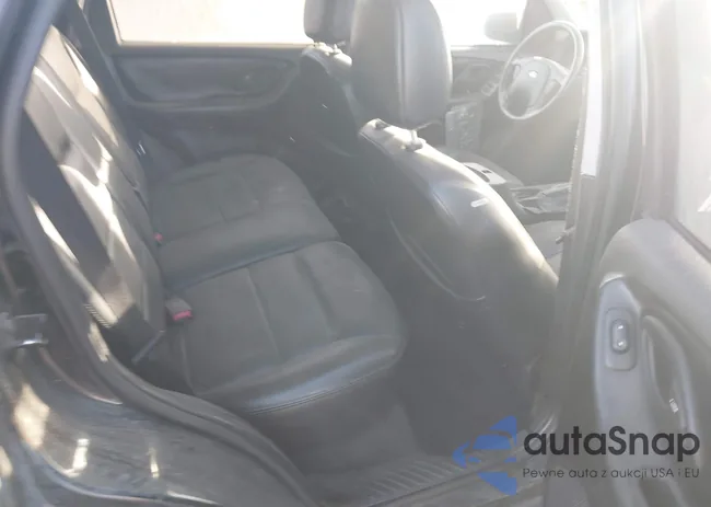 1FMCU94155KB84982: 40872956