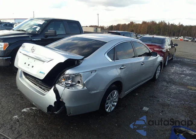 1N4AL3AP6EC320704: 40883835