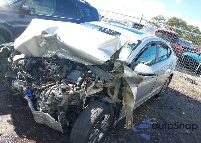 5NPD84LF2JH399824: 40883673