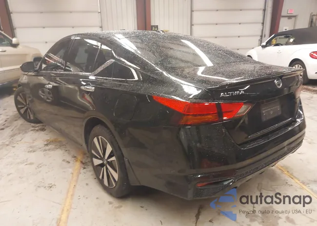 1N4BL4EV2KC233249: 40886743