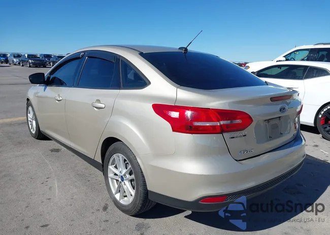 1FADP3F2XHL318831: 40890760