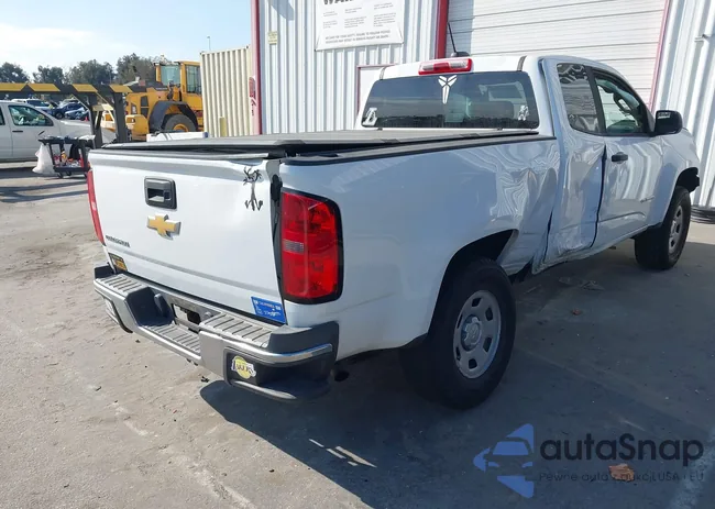 1GCHSBEA4H1265780: 40892909