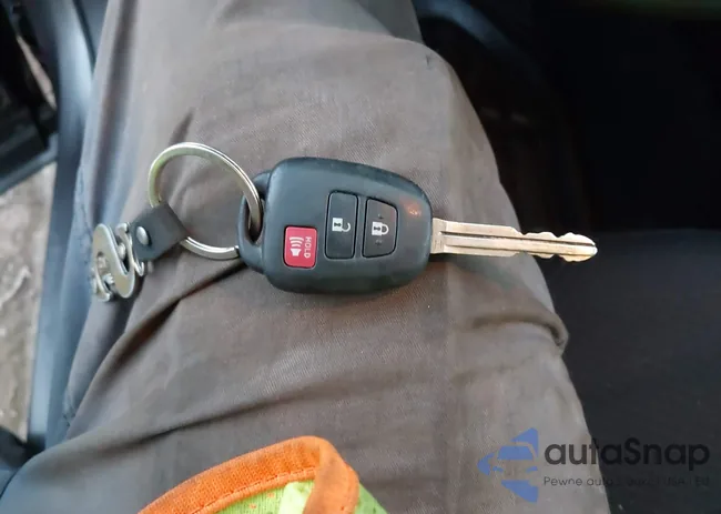 2T3RFREV5EW131684: 40895270