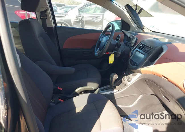 1G1JC5SH9F4126783: 40894602