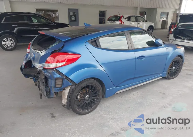 KMHTC6AE2GU260206: 40895818