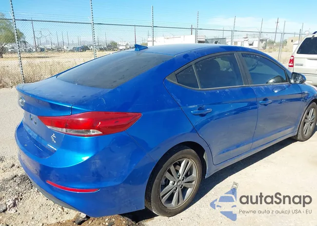 5NPD84LF3JH221193: 40896772