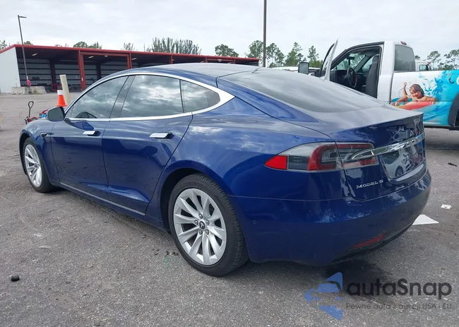 5YJSA1E11HF209385: 40898756