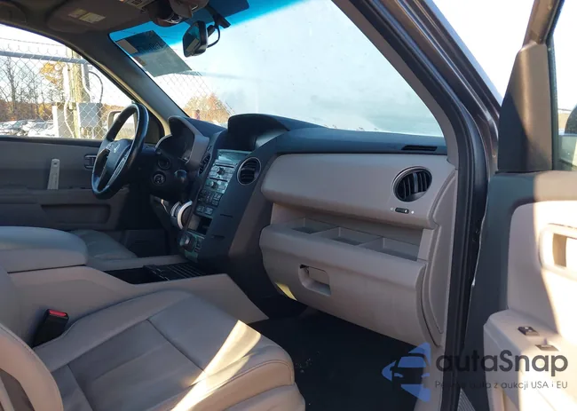 5FNYF4H93BB024406: 40900799