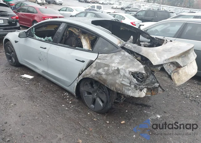 5YJ3E1EA8MF854778: 40901201