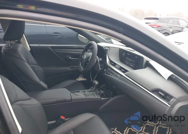 58ABZ1B11KU024849: 40903230