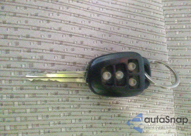 4T1BF1FK2CU511773: 40902383