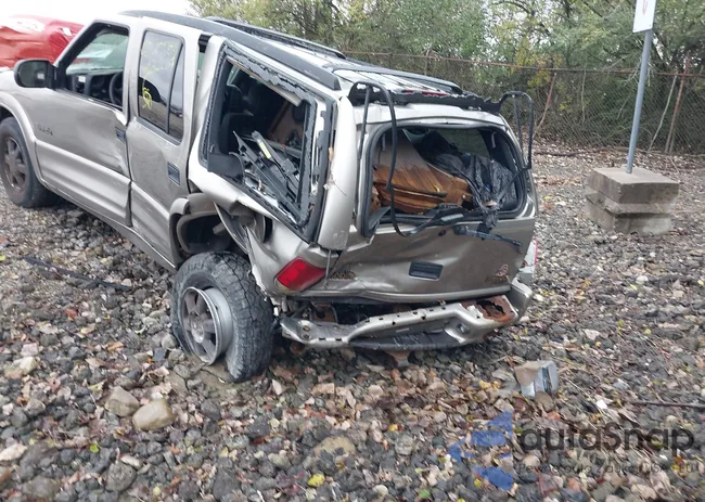 1GHDT13W112164033: 40902526