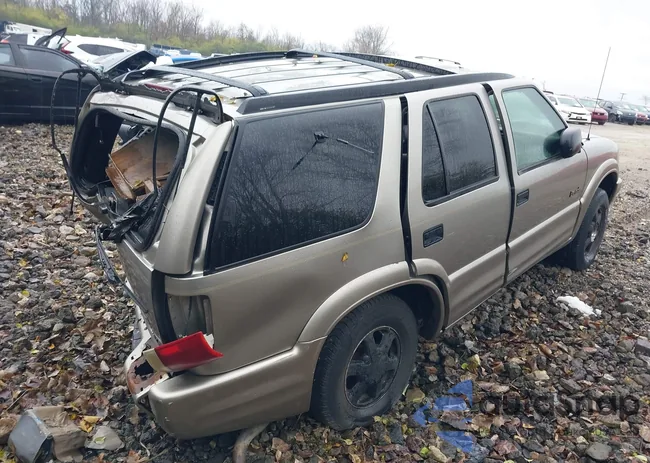 1GHDT13W112164033: 40902526