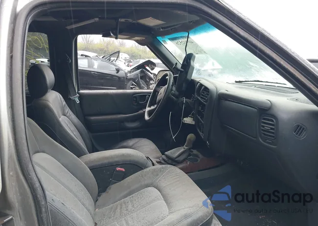 1GHDT13W112164033: 40902526