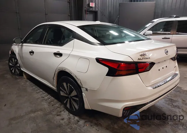 1N4BL4DW3MN356298: 40902697