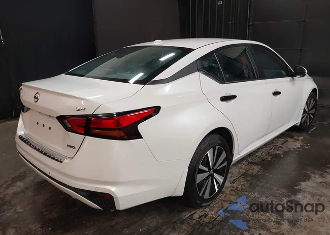 1N4BL4DW3MN356298: 40902697