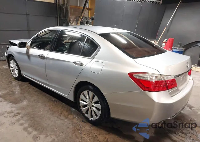 1HGCR3F80DA009266: 40905177