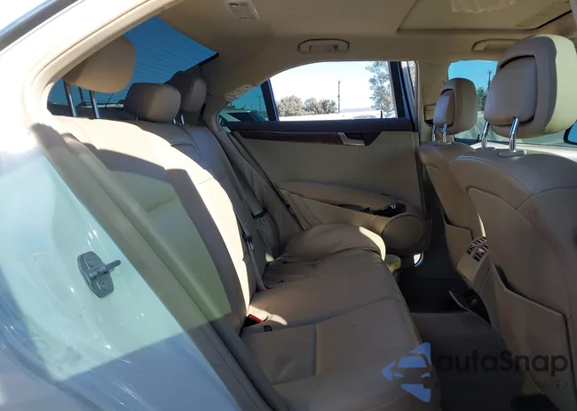 WDDGF54X29F220712: 40904375