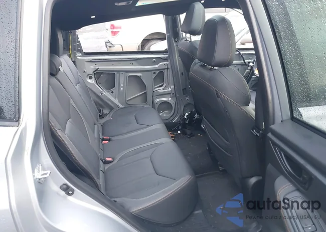 JF2SKAMC1PH502414: 40909952