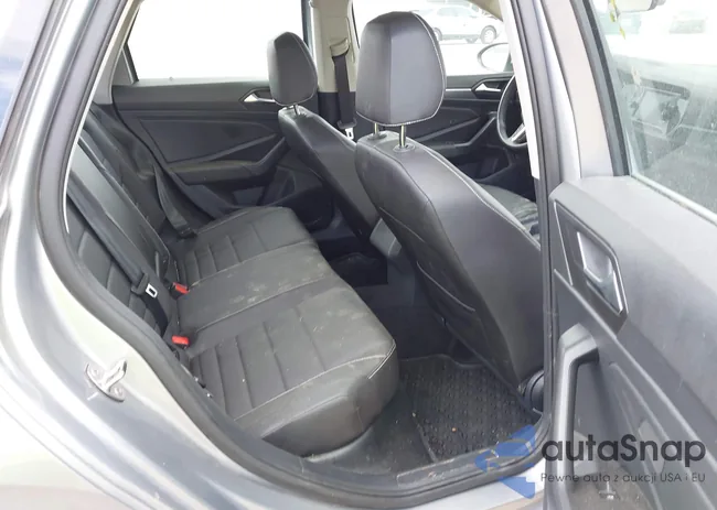 3VW7M7BU9RM012652: 41911472