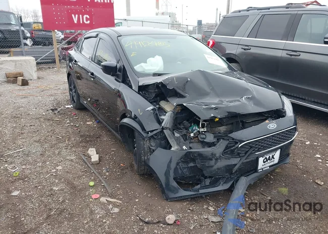 1FADP3F26GL251465: 41912485