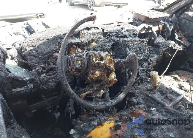 2C3CDYAGXDH524225: 41913504