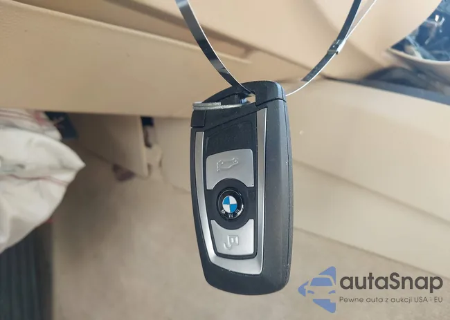 WBA3A5G56DNP20014: 41913601