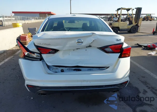 1N4BL4CV3KN307799: 41913641