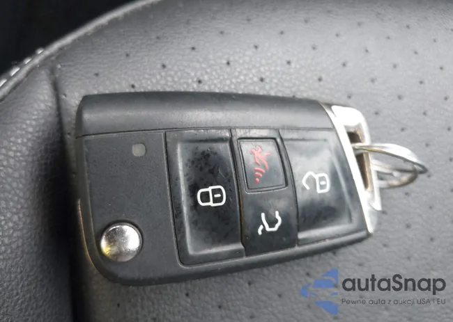 3VV3B7AX9MM003432: 41914477