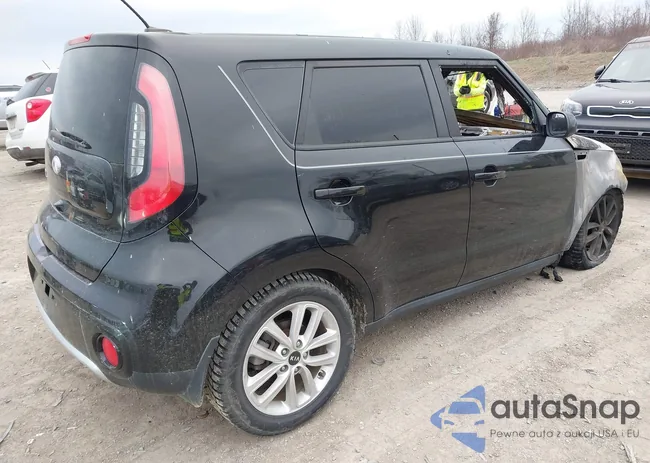 KNDJP3A57H7498230: 41913764