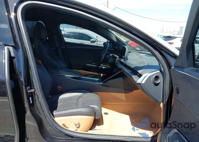 50EA1GBA0PA004565: 41913843