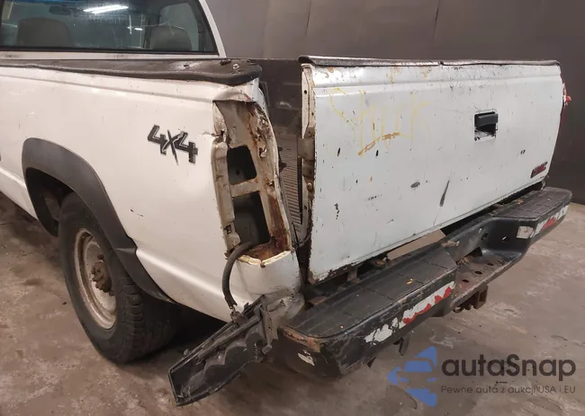 1GTGK24F4YF496979: 41915444