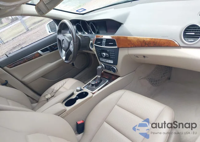 WDDGF4HB0CA597620: 41916120