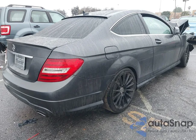 WDDGJ5HBXDF958795: 41916177