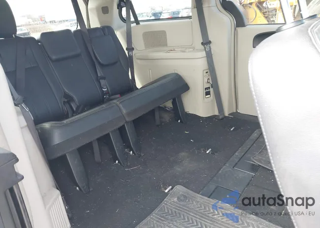 2C4RC1BG1GR206426: 41916598