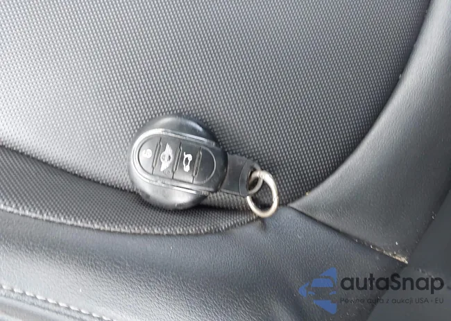 WMWXM5C59F3A59952: 41917044