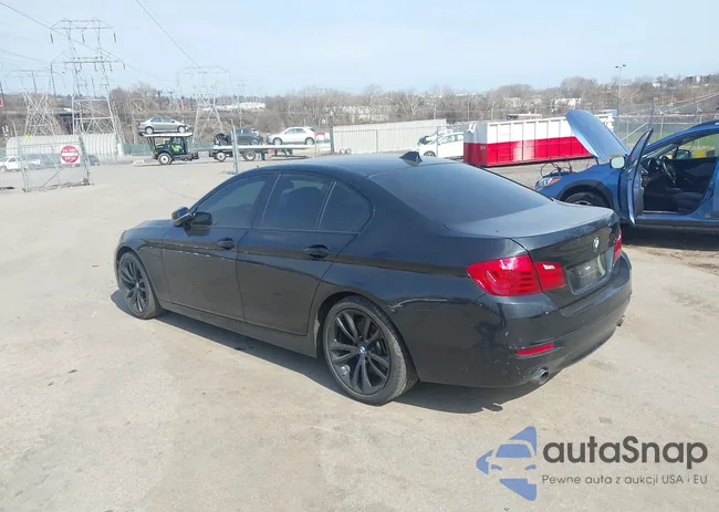 WBA5B3C56GG260233: 41918399