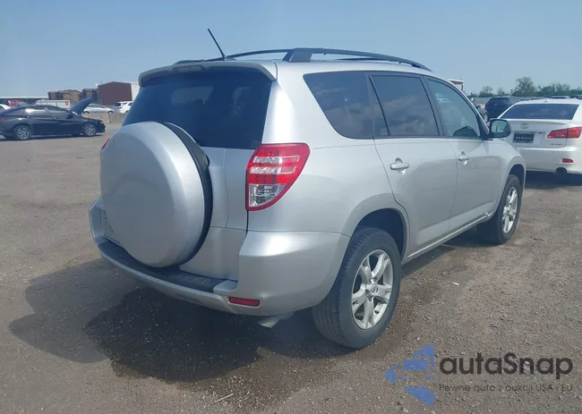 2T3ZK4DV8CW018440: 41918540