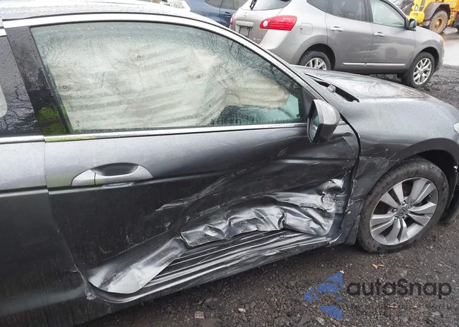 1HGCS1B86BA001636: 41918566