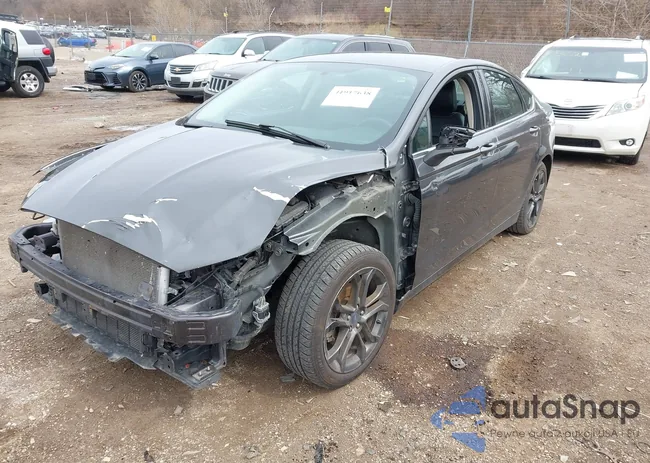 3FA6P0HD3JR255780: 41917638