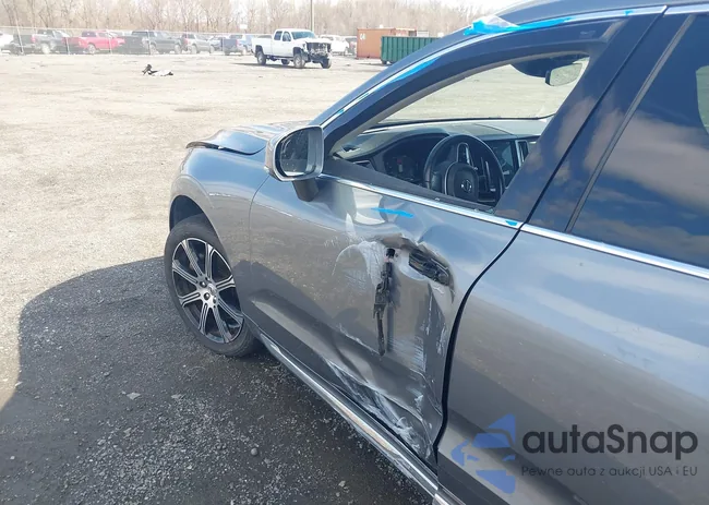 LYVA22RL4KB233716: 41917876