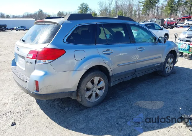 4S4BRBGC4C3208830: 41919030