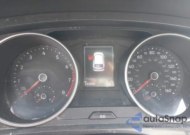 3VV2B7AX2JM075712: 41919064